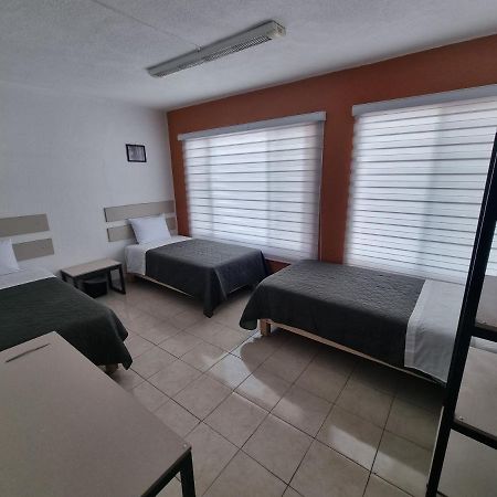 克雷塔罗 Residencia Ximatario酒店 外观 照片