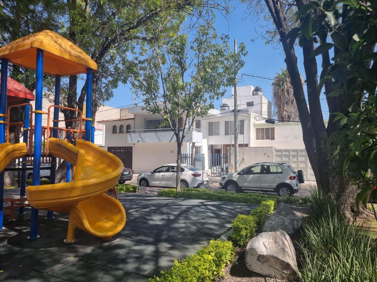 克雷塔罗 Residencia Ximatario酒店 外观 照片