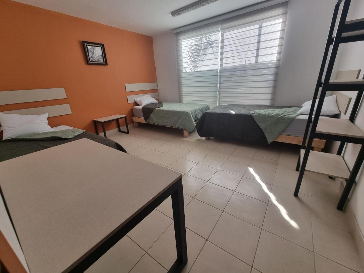 克雷塔罗 Residencia Ximatario酒店 外观 照片